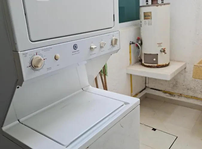 " Mangos" 2 Bedroom 2 Bathroom At Walking Distance From The Apartamento